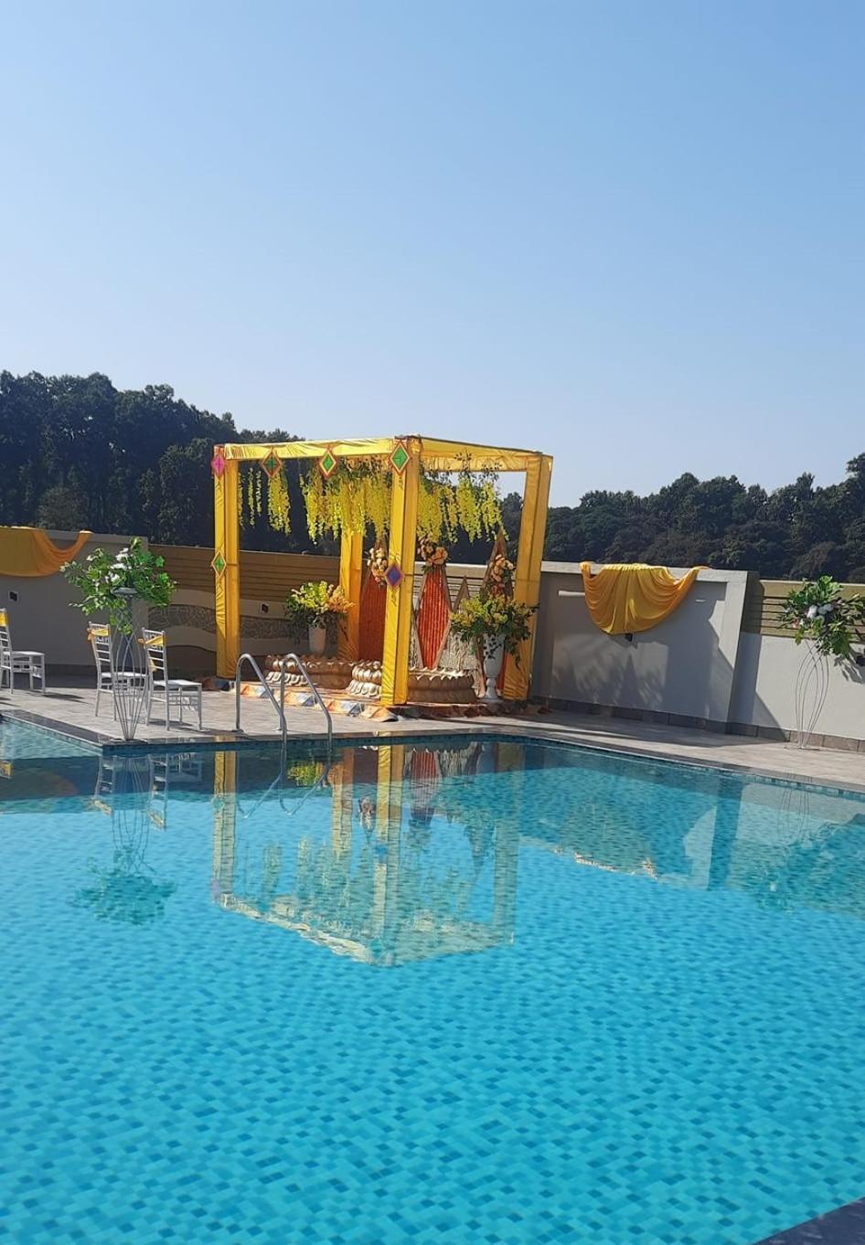 Vanbilas Family Tourism Chalsa Exterior photo